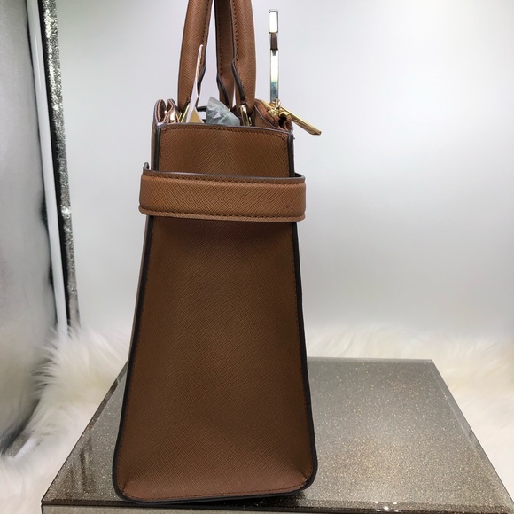 Michael Kors Karla MD EW satchel Crossbody - Picture 8 of 8
